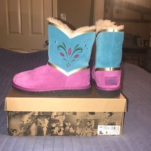 GUC Girls Elsa Coronation Uggs